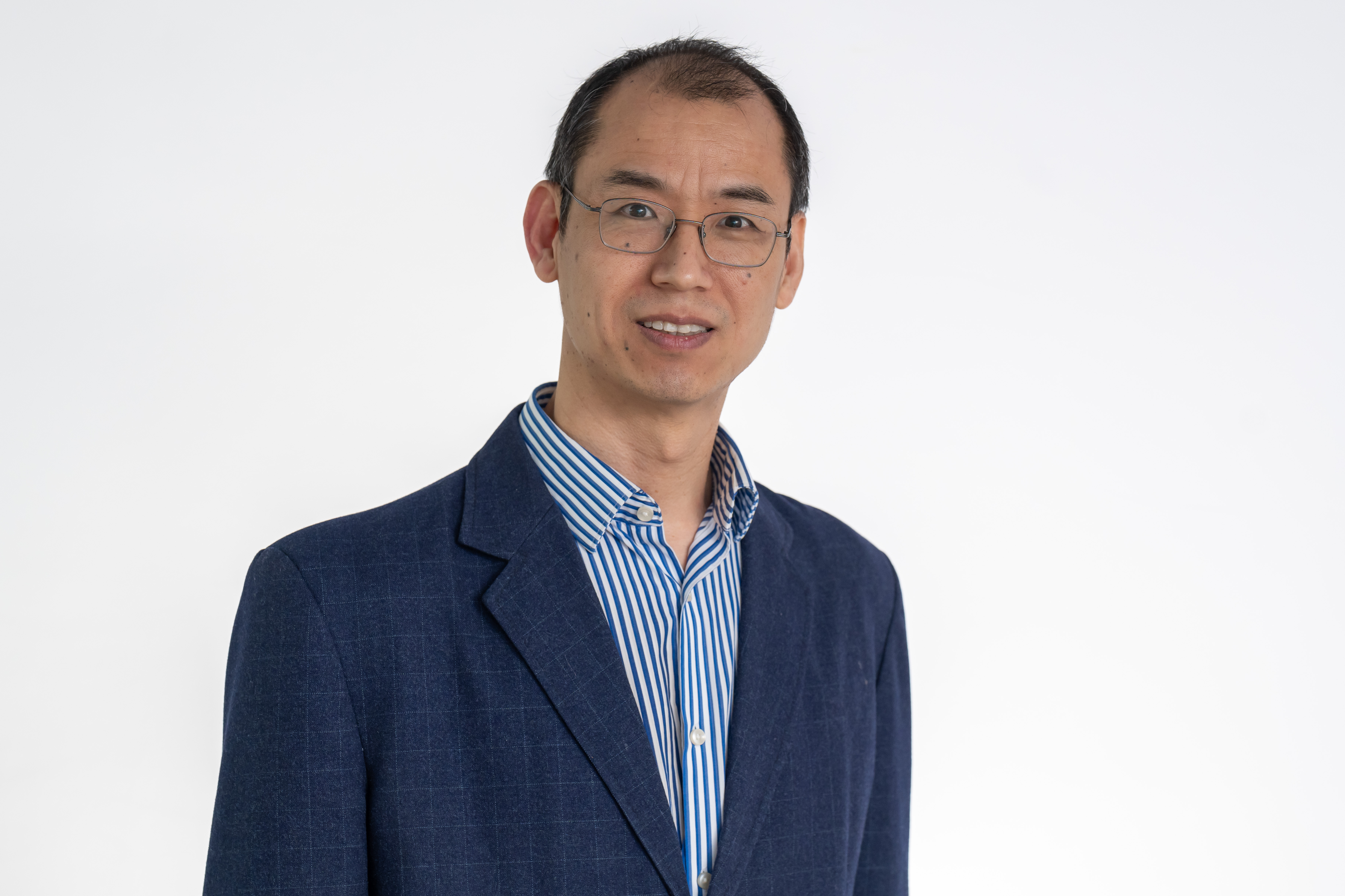 Professor Qingwei Wang