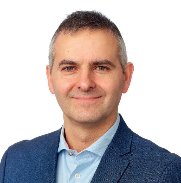 Bio image of Antonio J. Gill