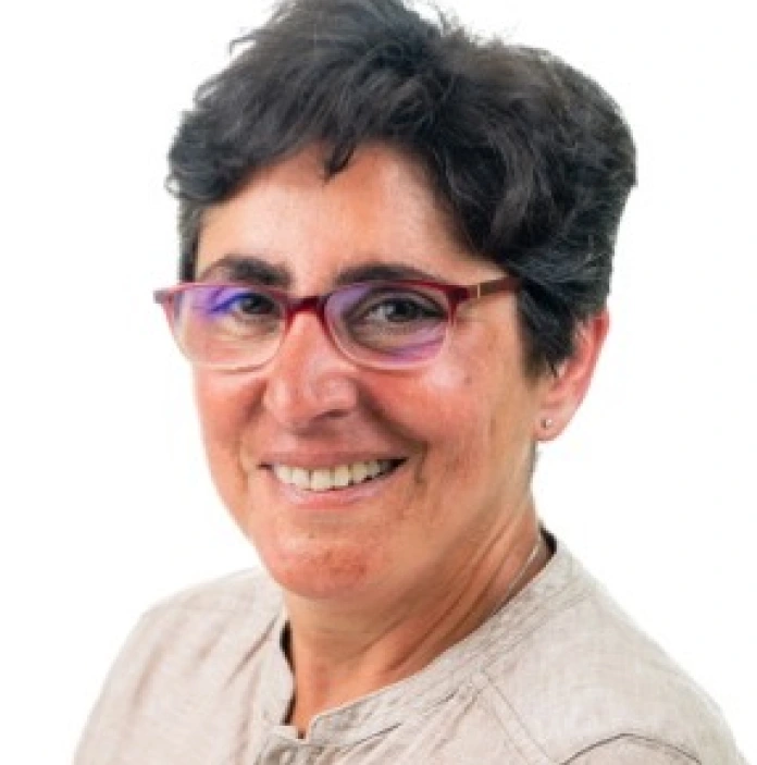 Bio image of Dr Catherine Purcell