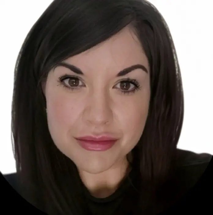 Bio image of Laura Hutchings