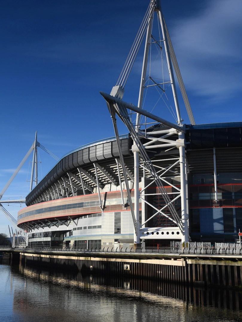 External view of a sport and events stadium.
