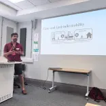 Presenting research on first- and last-mile mobility